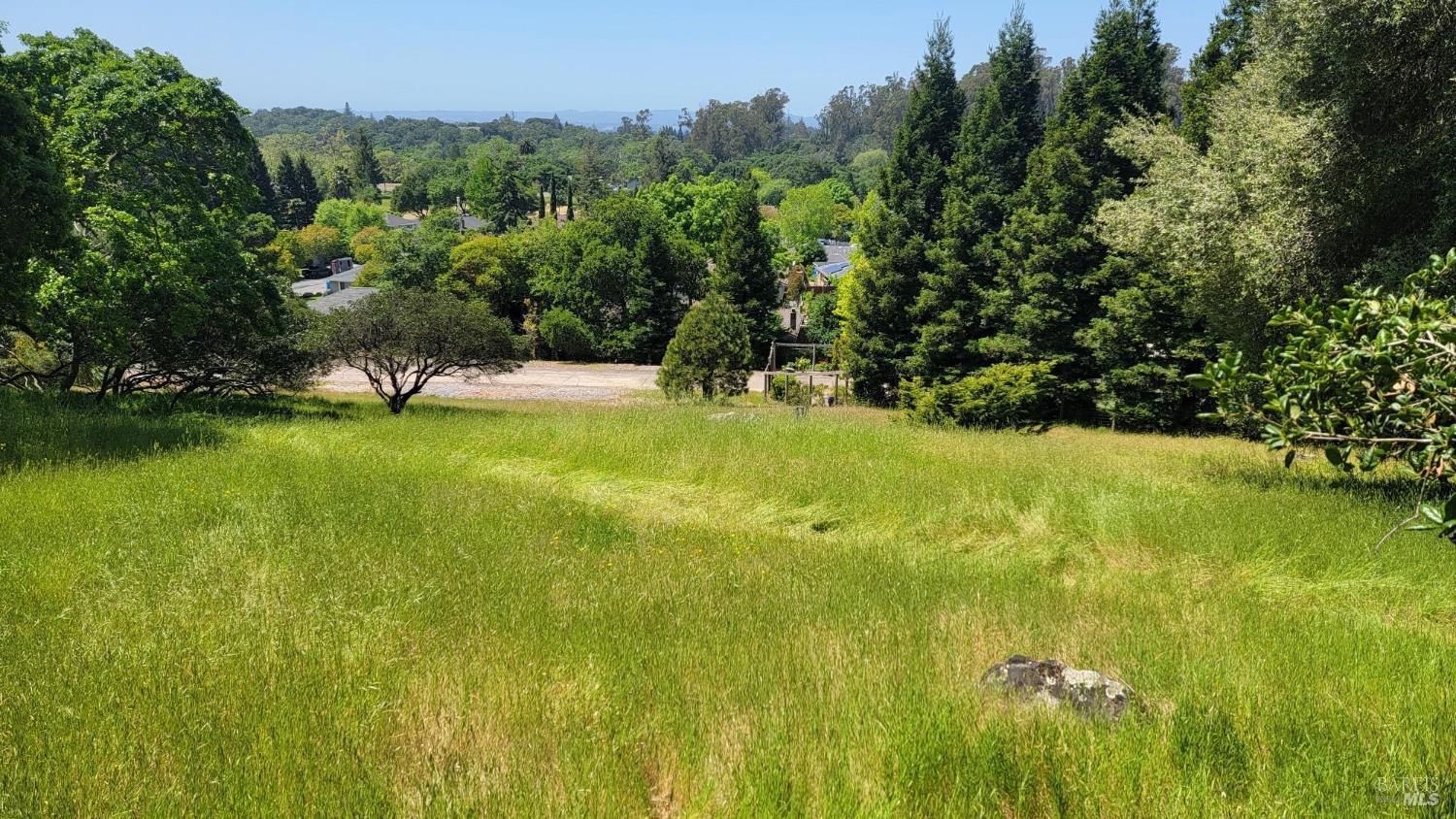 2501 Incline Drive Santa Rosa CA 95404
