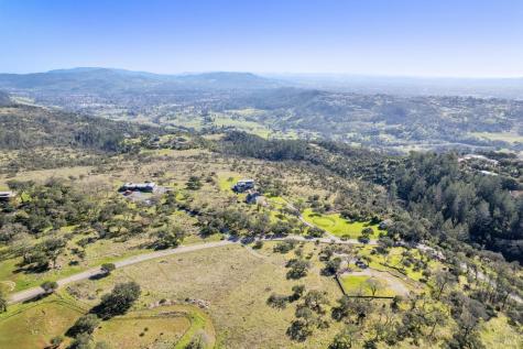 6677 Foothill Ranch Road Santa Rosa CA 95404