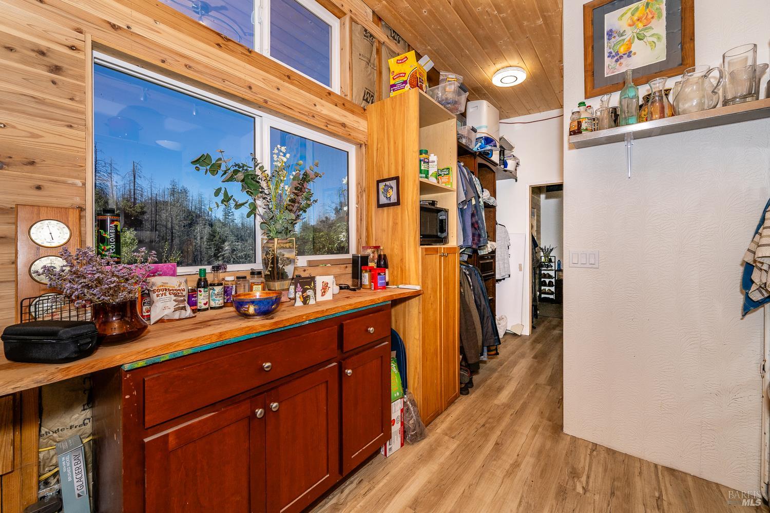 1443 Cougar Lane Santa Rosa CA 95409