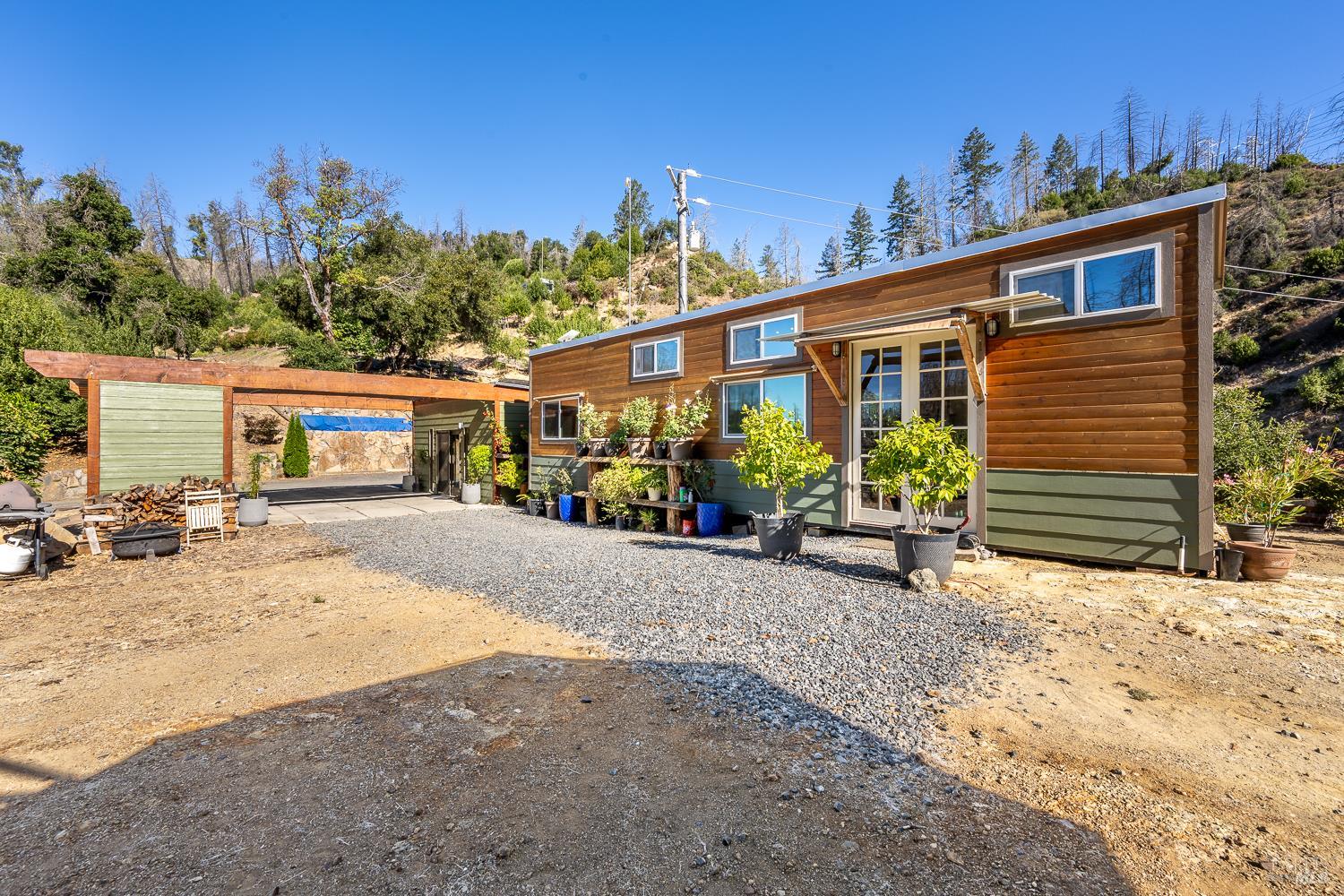 1443 Cougar Lane Santa Rosa CA 95409