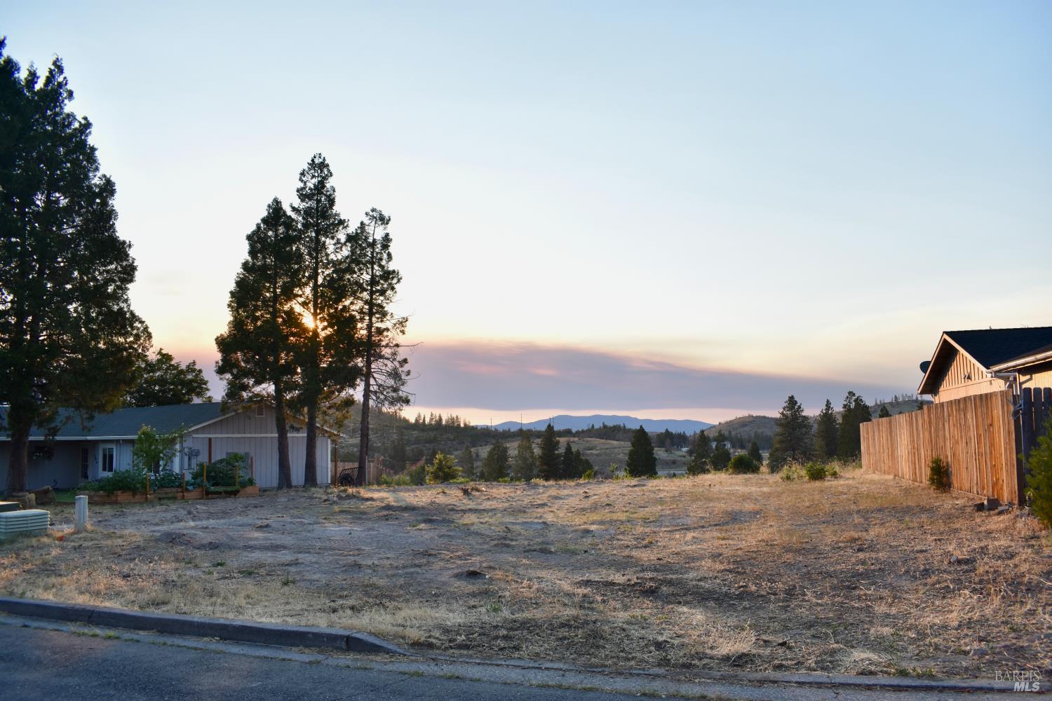 306 Woodridge Court Weed CA 96094
