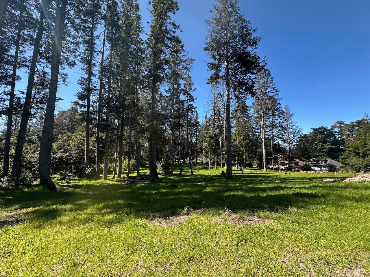 26555 N Highway 1 Fort Bragg CA 95437