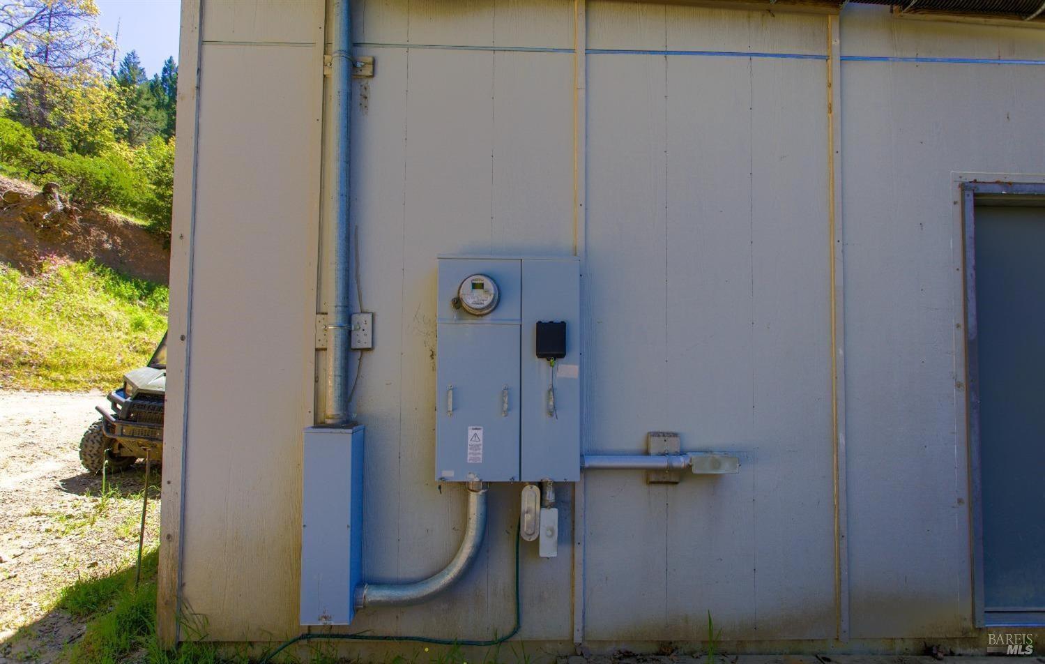 53310 Highway 101 Highway Laytonville CA 95454