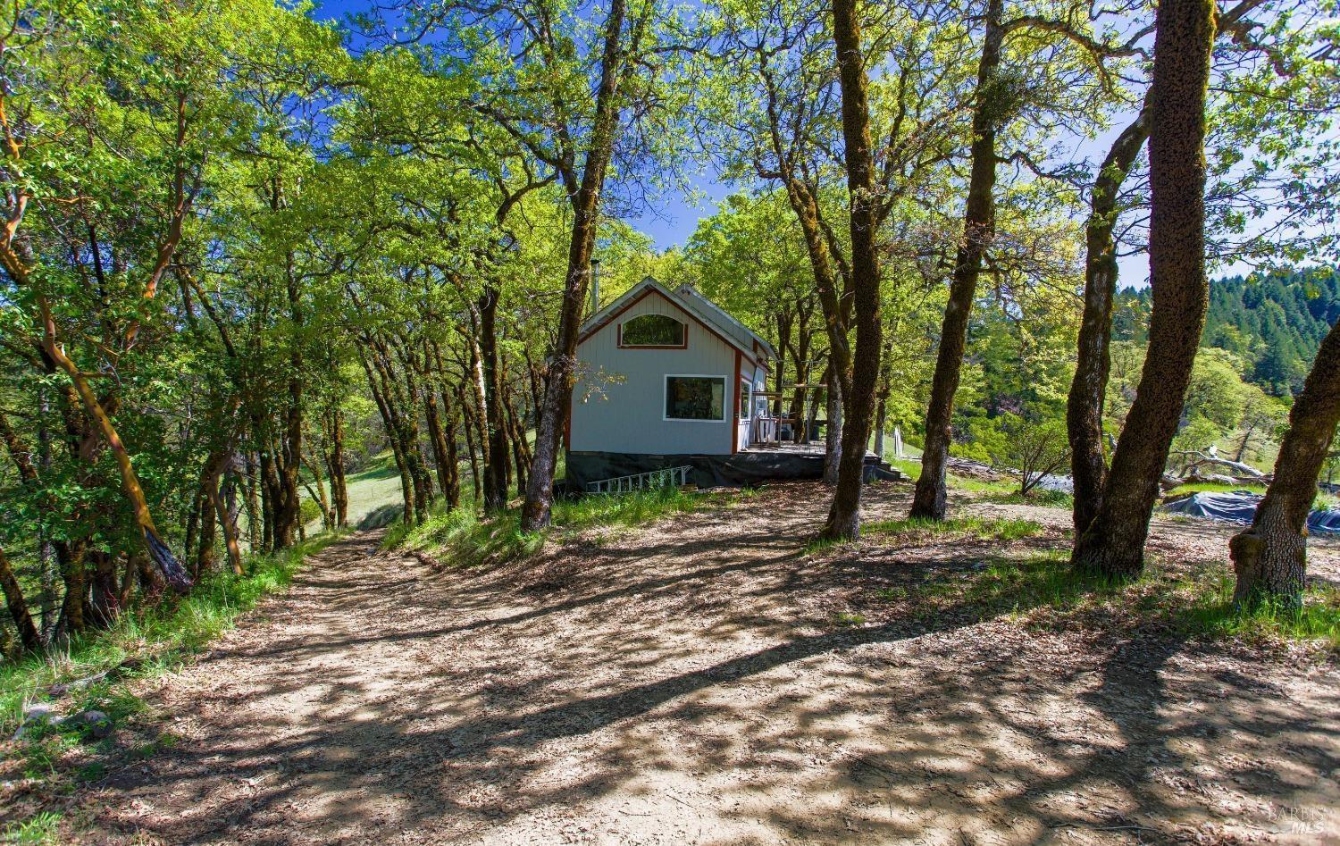53310 Highway 101 Highway Laytonville CA 95454