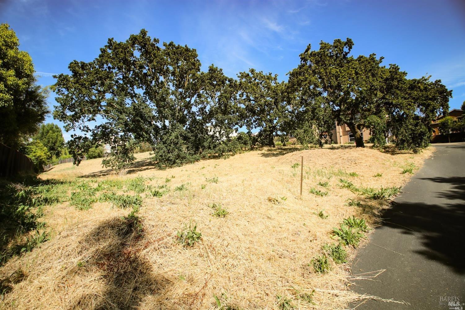 1960 Cooper Drive Santa Rosa CA 95404