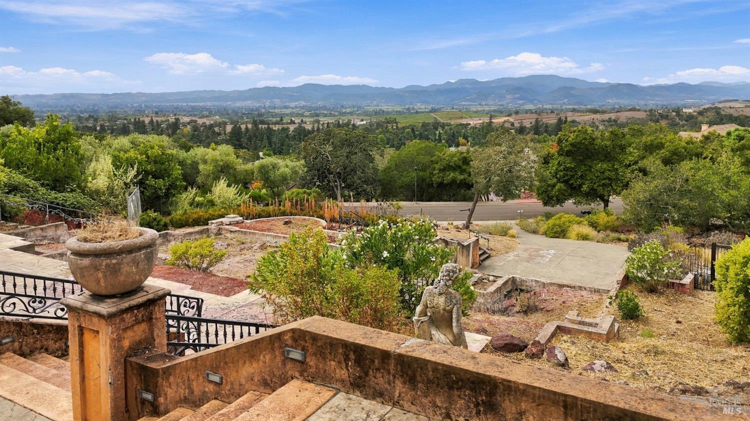 612 Chaparral Circle Napa CA 94558