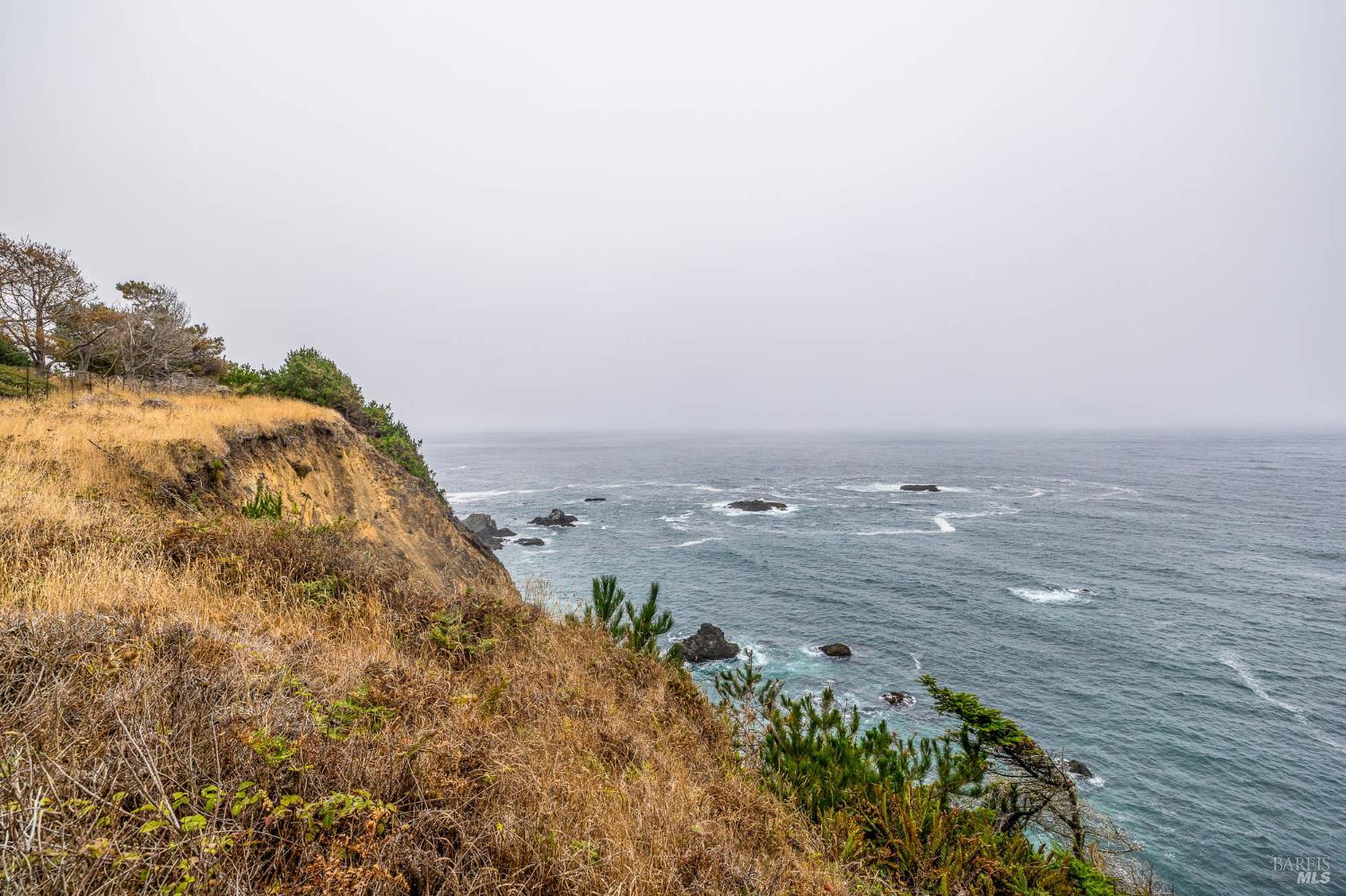 2250 N Highway 1 Albion CA 95410