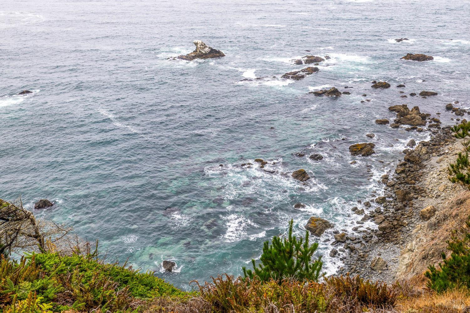 2250 N Highway 1 Albion CA 95410