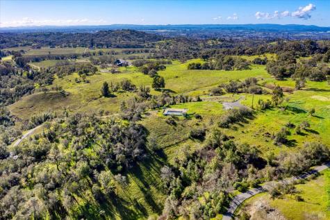 10547-10443 Chalk Hill Road Healdsburg CA 95448