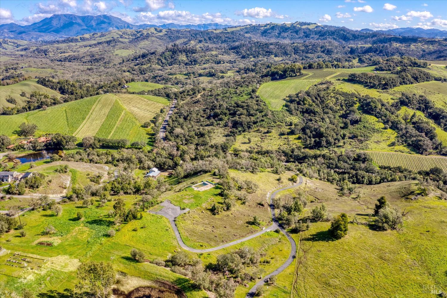 10547-10443 Chalk Hill Road Healdsburg CA 95448