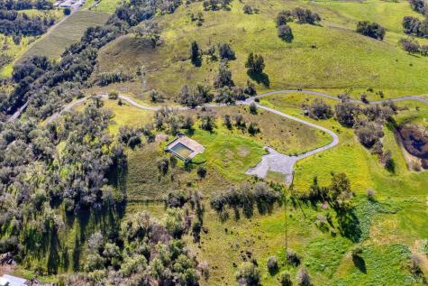 10547-10443 Chalk Hill Road Healdsburg CA 95448