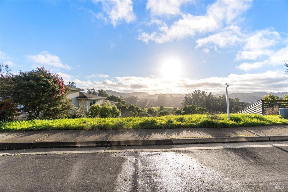 45 Augusta Circle Petaluma CA 94952