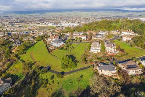 45 Augusta Circle Petaluma CA 94952