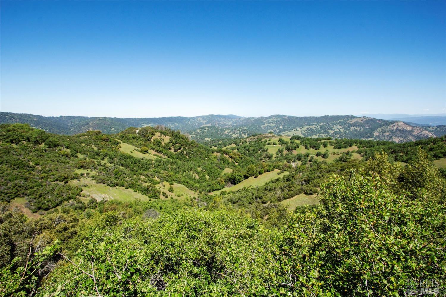 6870 County Road 110 Hopland CA 95449