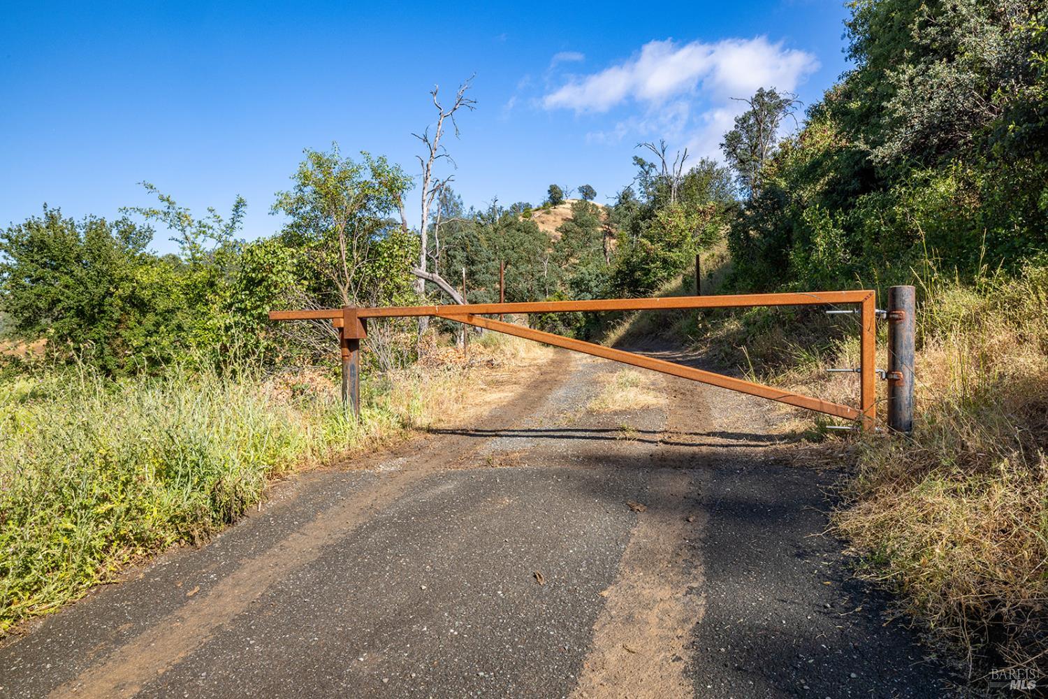 17925 E Highway 20 Clearlake Oaks CA 95423