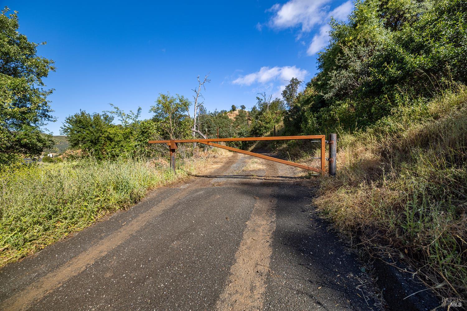 17925 E Highway 20 Clearlake Oaks CA 95423