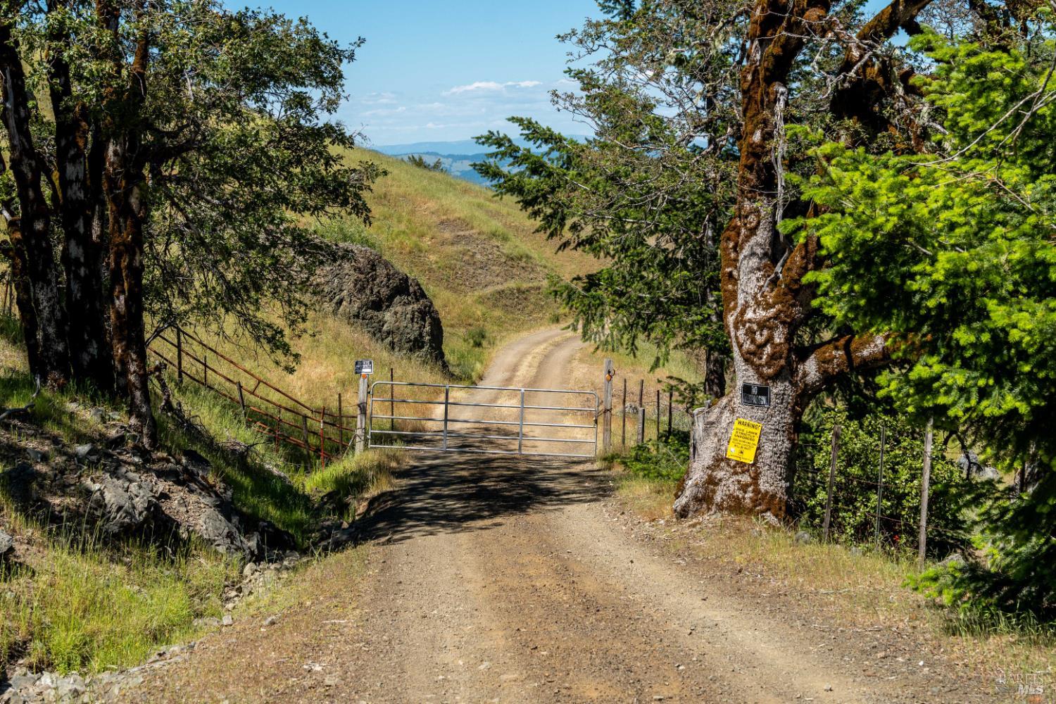 55685 Registered Guest Road Laytonville CA 95454