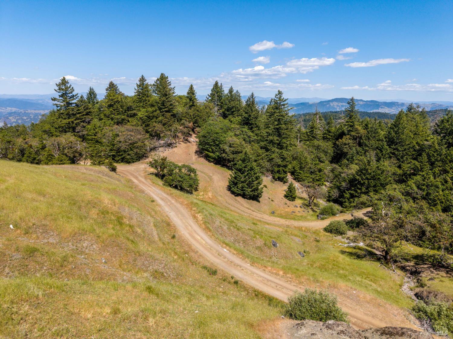 55685 Registered Guest Road Laytonville CA 95454