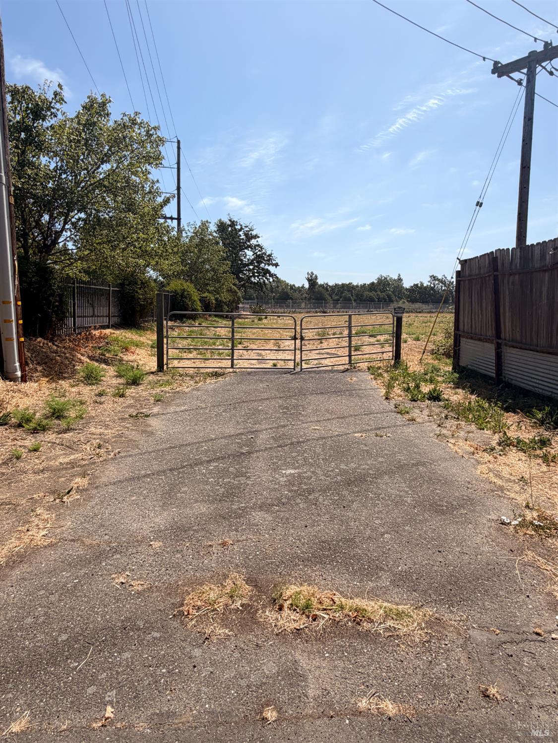 8660 Windsor Road Windsor CA 95492