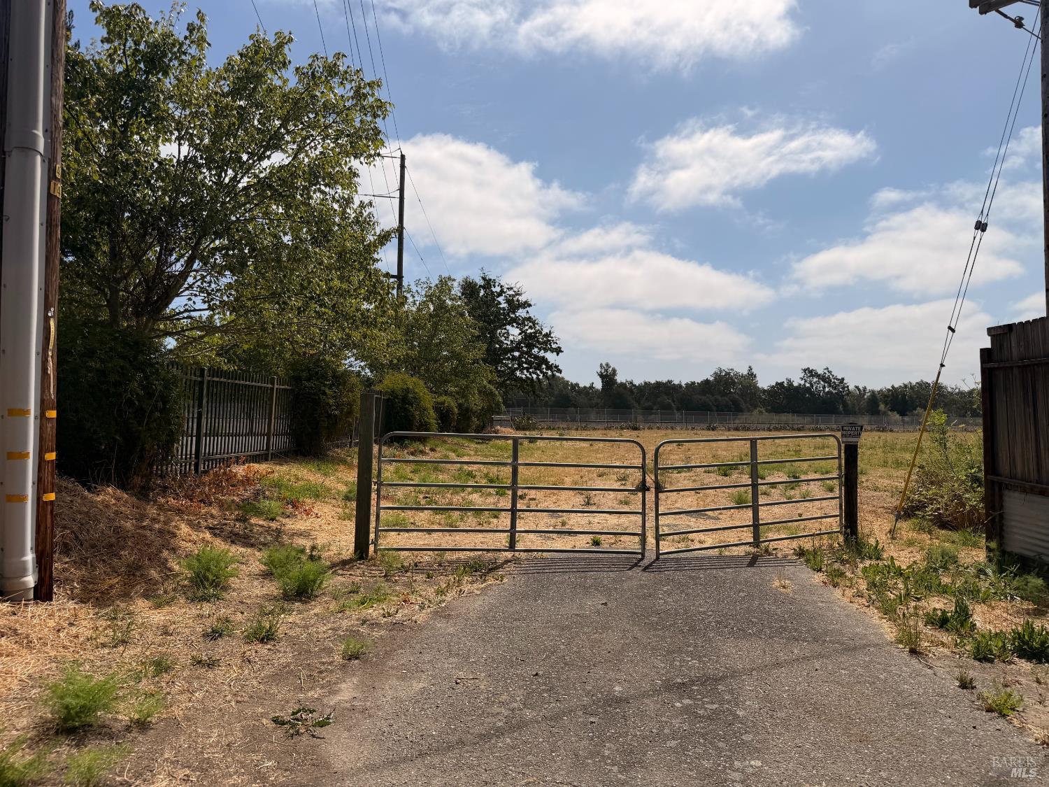 8660 Windsor Road Windsor CA 95492