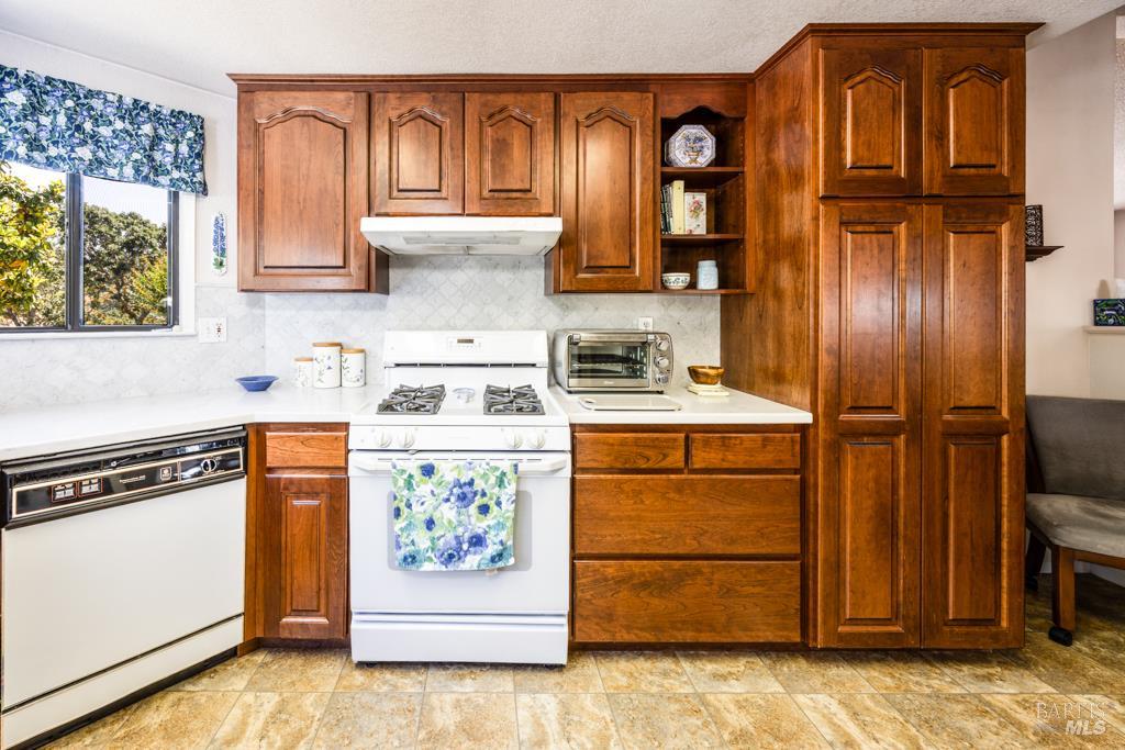 6707 Badger Creek Road Santa Rosa CA 95409