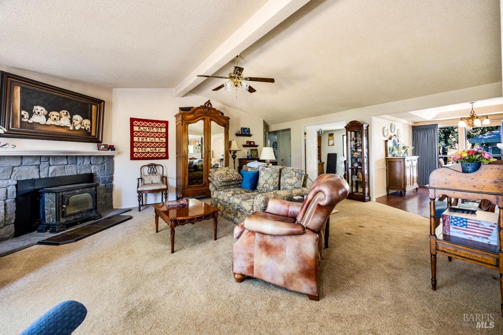 6707 Badger Creek Road Santa Rosa CA 95409