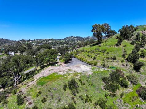 1033 Sundown Trail Santa Rosa CA 95404