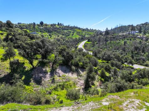 1033 Sundown Trail Santa Rosa CA 95404