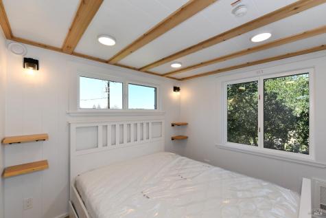 1033 Sundown Trail Santa Rosa CA 95404