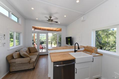 1033 Sundown Trail Santa Rosa CA 95404