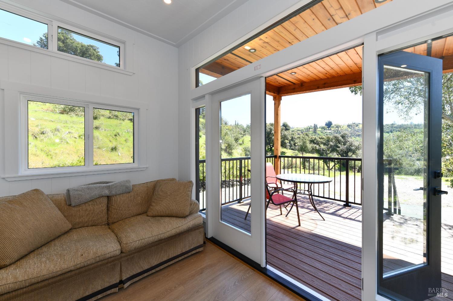 1033 Sundown Trail Santa Rosa CA 95404