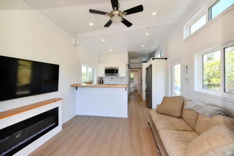 1033 Sundown Trail Santa Rosa CA 95404