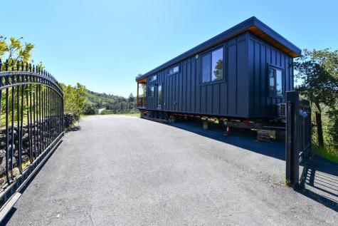 1033 Sundown Trail Santa Rosa CA 95404