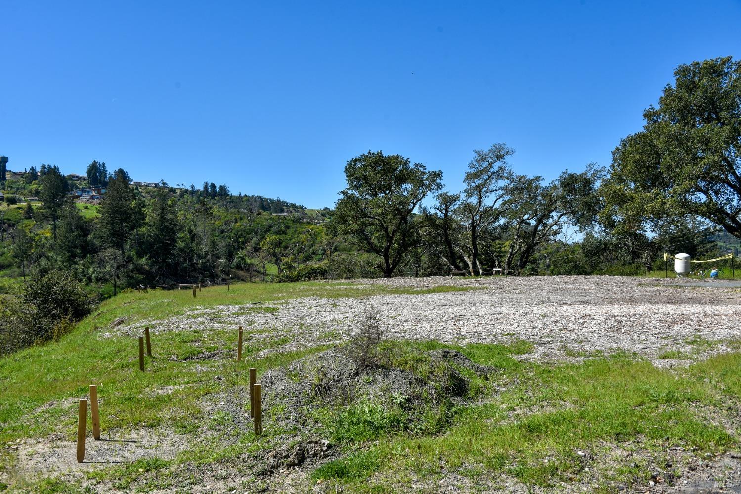 1033 Sundown Trail Santa Rosa CA 95404