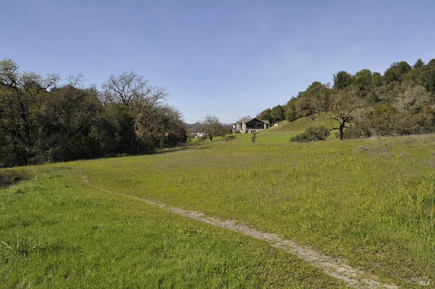 1640 Canyon Run Healdsburg CA 95448