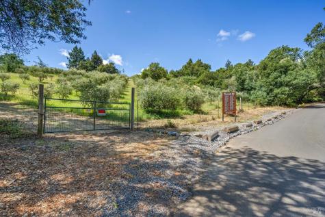 1077 Westside Road Healdsburg CA 95448
