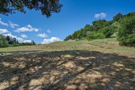 1077 Westside Road Healdsburg CA 95448