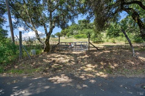 1077 Westside Road Healdsburg CA 95448