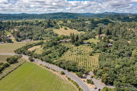1077 Westside Road Healdsburg CA 95448