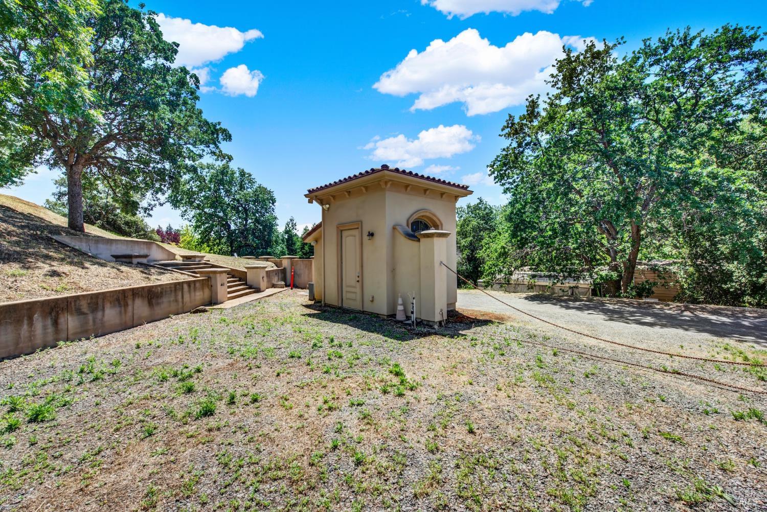 4117 Caligiuri Canyon Road Vacaville CA 95688