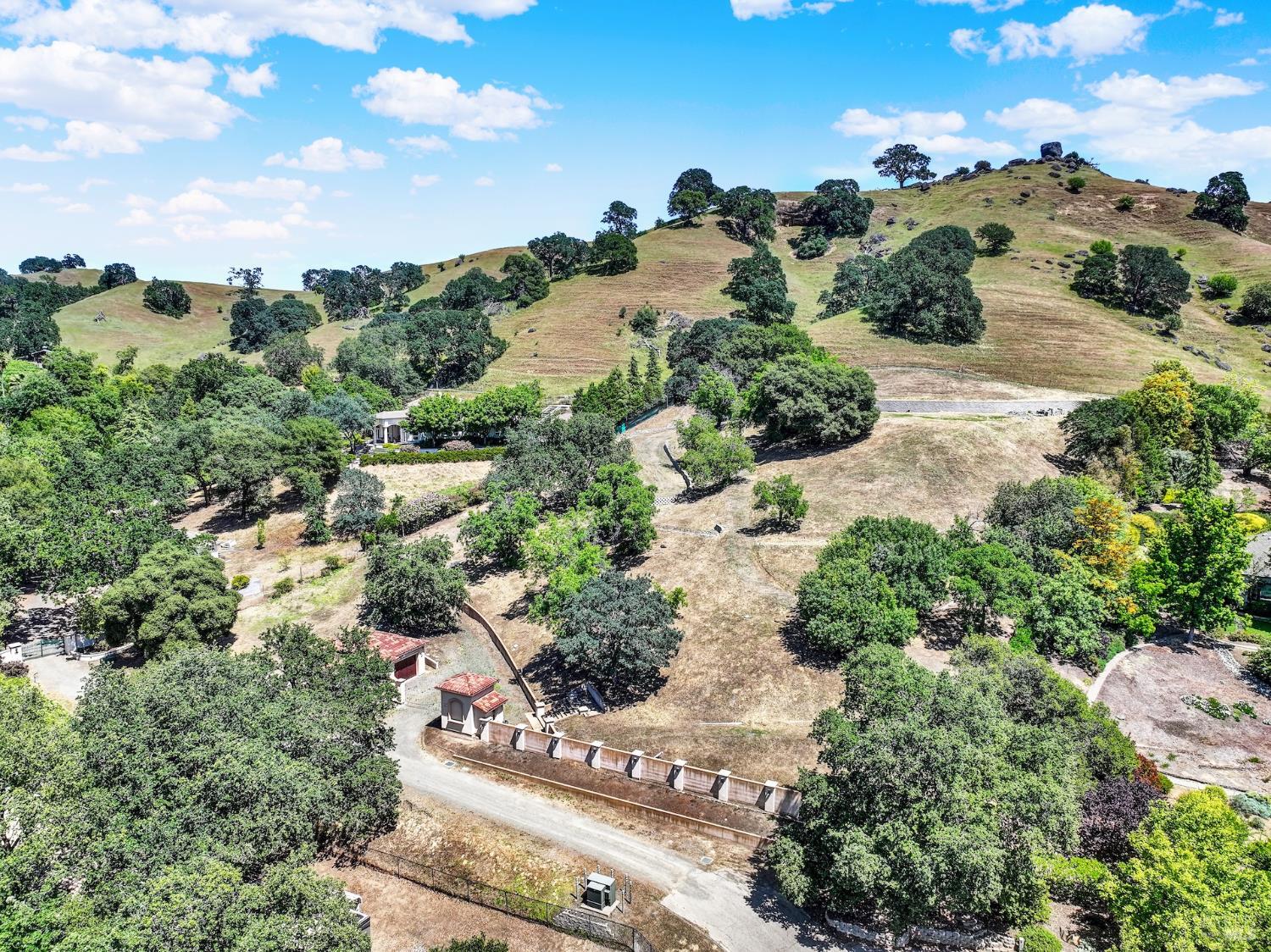 4117 Caligiuri Canyon Road Vacaville CA 95688