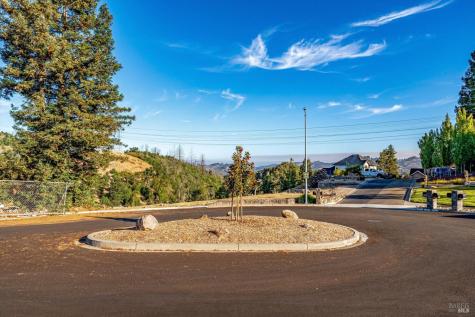 3731 Deauville Place Santa Rosa CA 95403