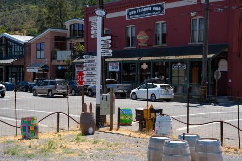 21020 Redwood Highway Geyserville CA 95441