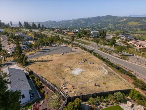 3874 Rocky Point Way Santa Rosa CA 95404