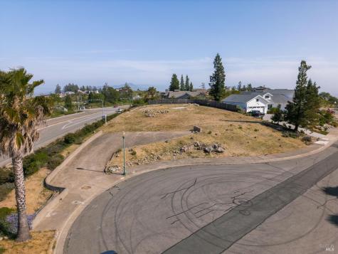 3874 Rocky Point Way Santa Rosa CA 95404