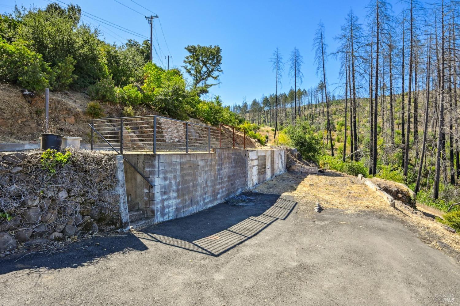 509 Canon Park Drive St. Helena CA 94574