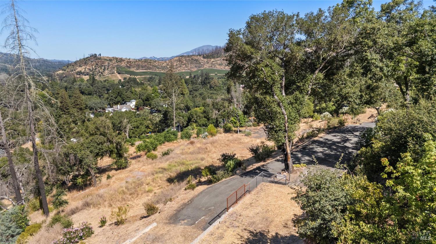 509 Canon Park Drive St. Helena CA 94574