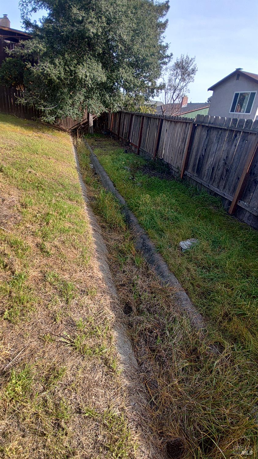 445 Lakehurst Court Fairfield CA 94533