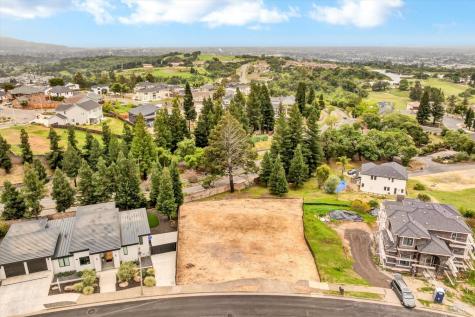 1990 W Bristlecone Court Santa Rosa CA 95403