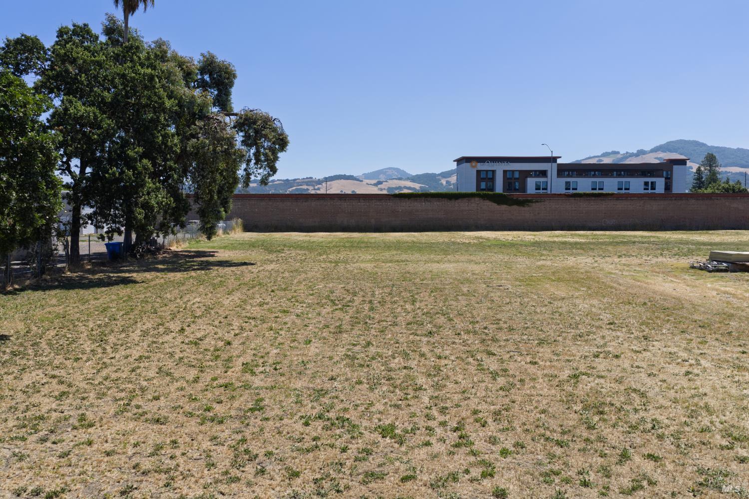 2154 Corby Avenue Santa Rosa CA 95407